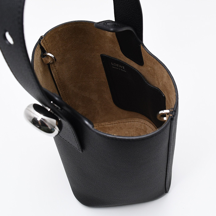 【国内即発】LOEWE ぺブル バケットバッグ ミニ