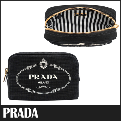 ☆送料関税込☆PRADA プラダ CANAPA ロゴ ポーチ☆超人気☆
