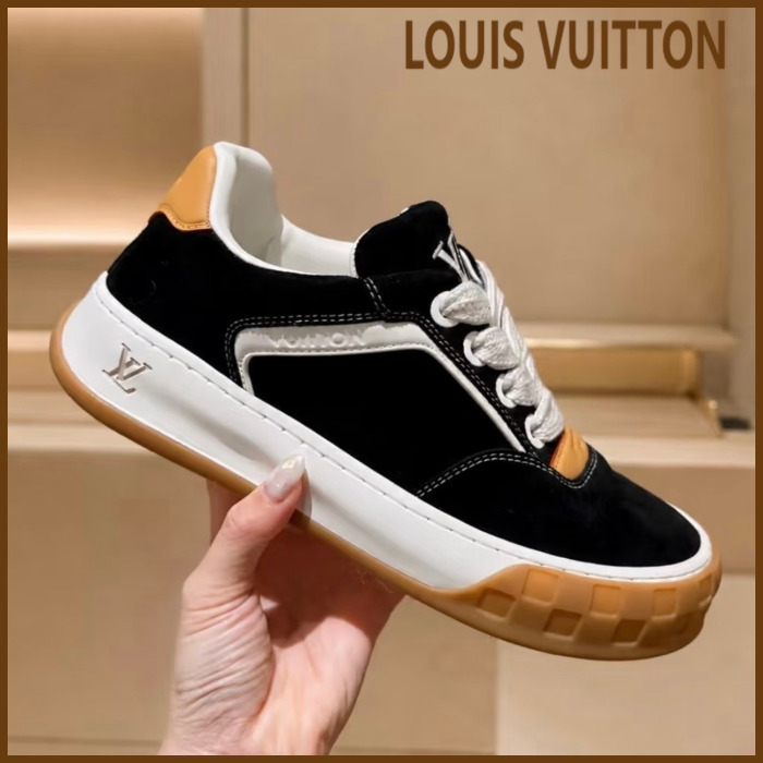 LOUIS VUITTON ティルテッド スニーカー