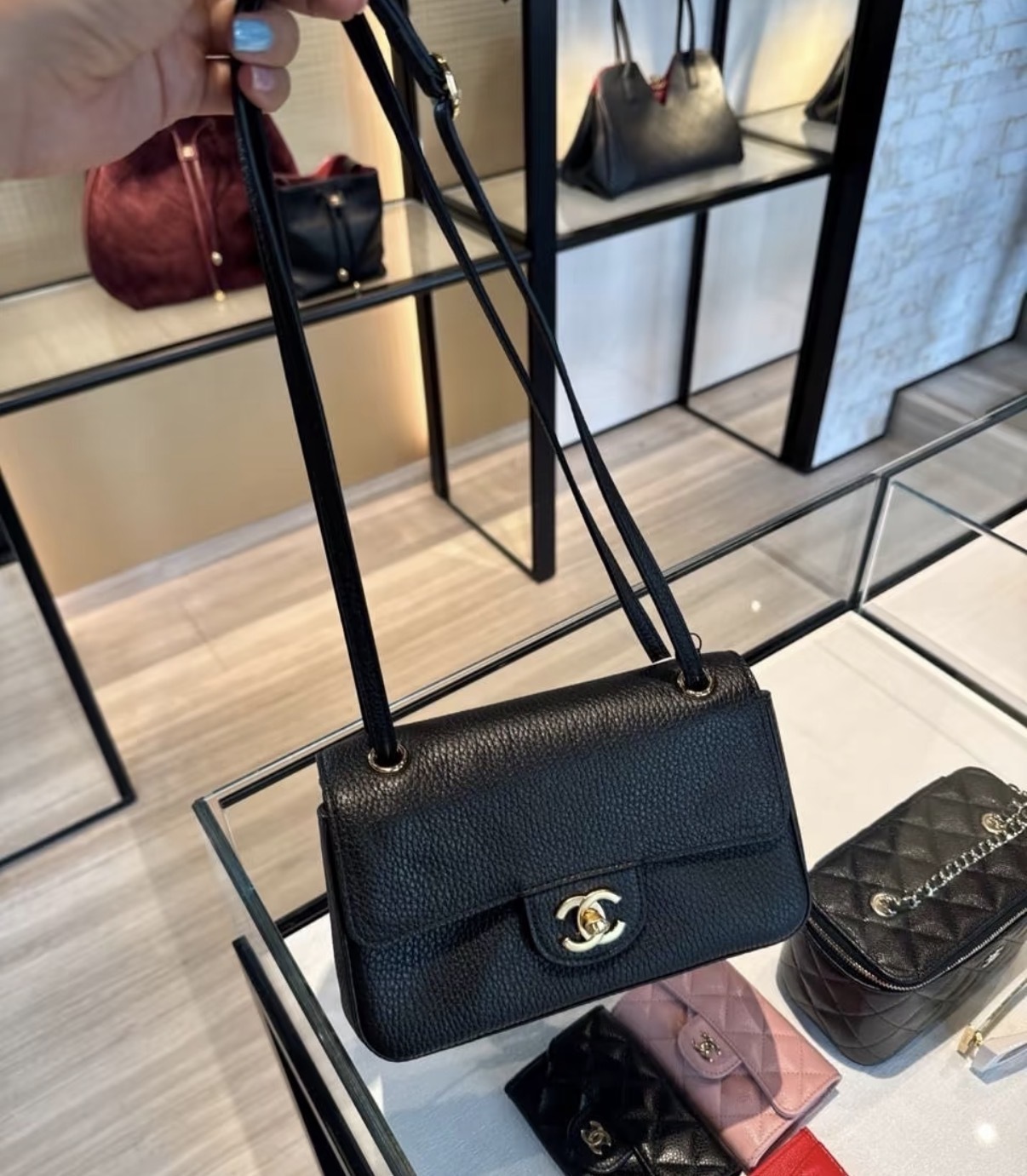 【26B限定・タイムレス★】CHANEL ミニ フラップバッグ ブラック
