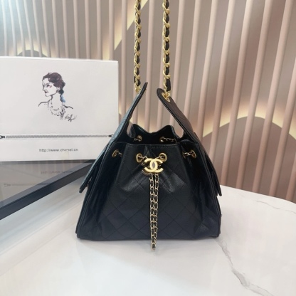 【CHANELの新定番】CHANEL25 スモール ハンドバッグ
