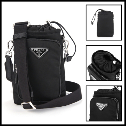 ★送料関税込★Prada プラダ Re-Nylon スマートフォンケース