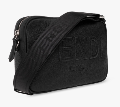☆送料関税込☆FENDI ロゴ カメラケース ショルダーバッグ☆