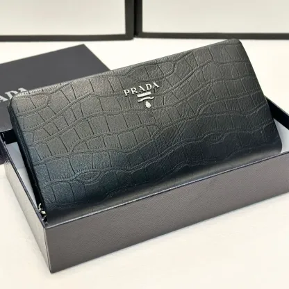 希少◆クロコの高級感◆PRADA ベアン Bearn 長財布
