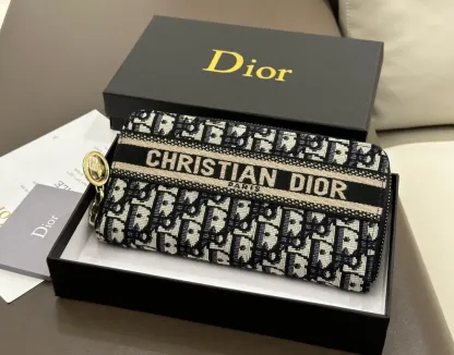 【オシャレかっこいい！】Dior★バーティカル 2つ折りウォレット