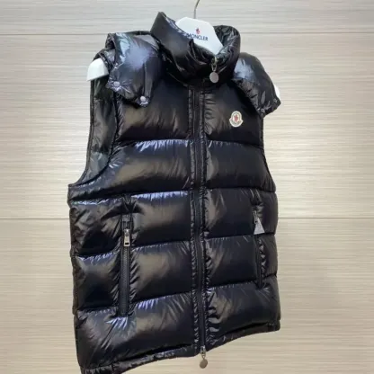 【公式認定ストア】MONCLERモンクレール 定番ダウンコート 限定発売中！多くの著名人やセレブに愛用されています! 爆買い！即完売必至MAYA（ユニセックス）「ベスト」(べすと)