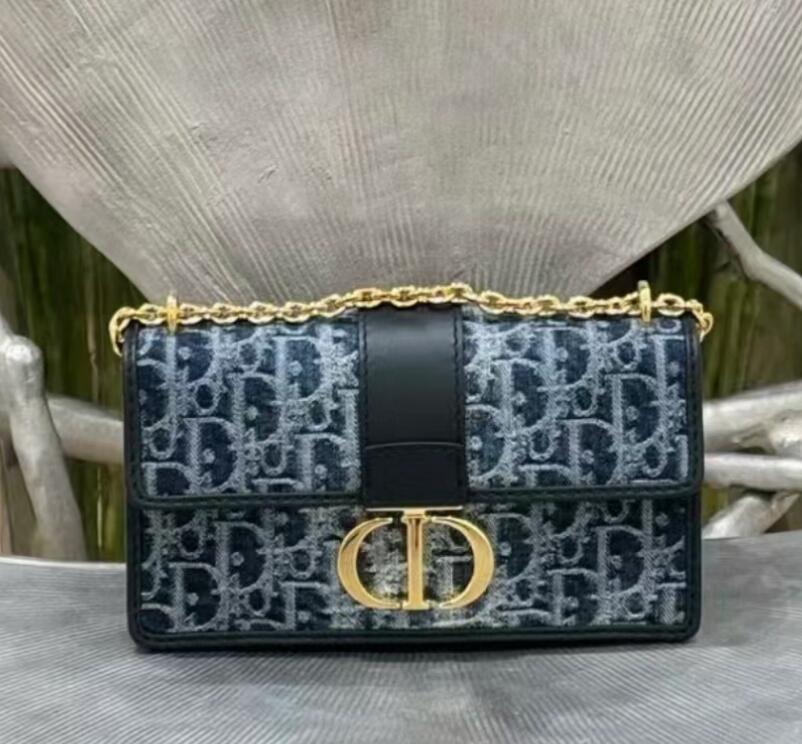 【限定　大人可愛い♪】Dior★30 Montaigne East-West バッグ