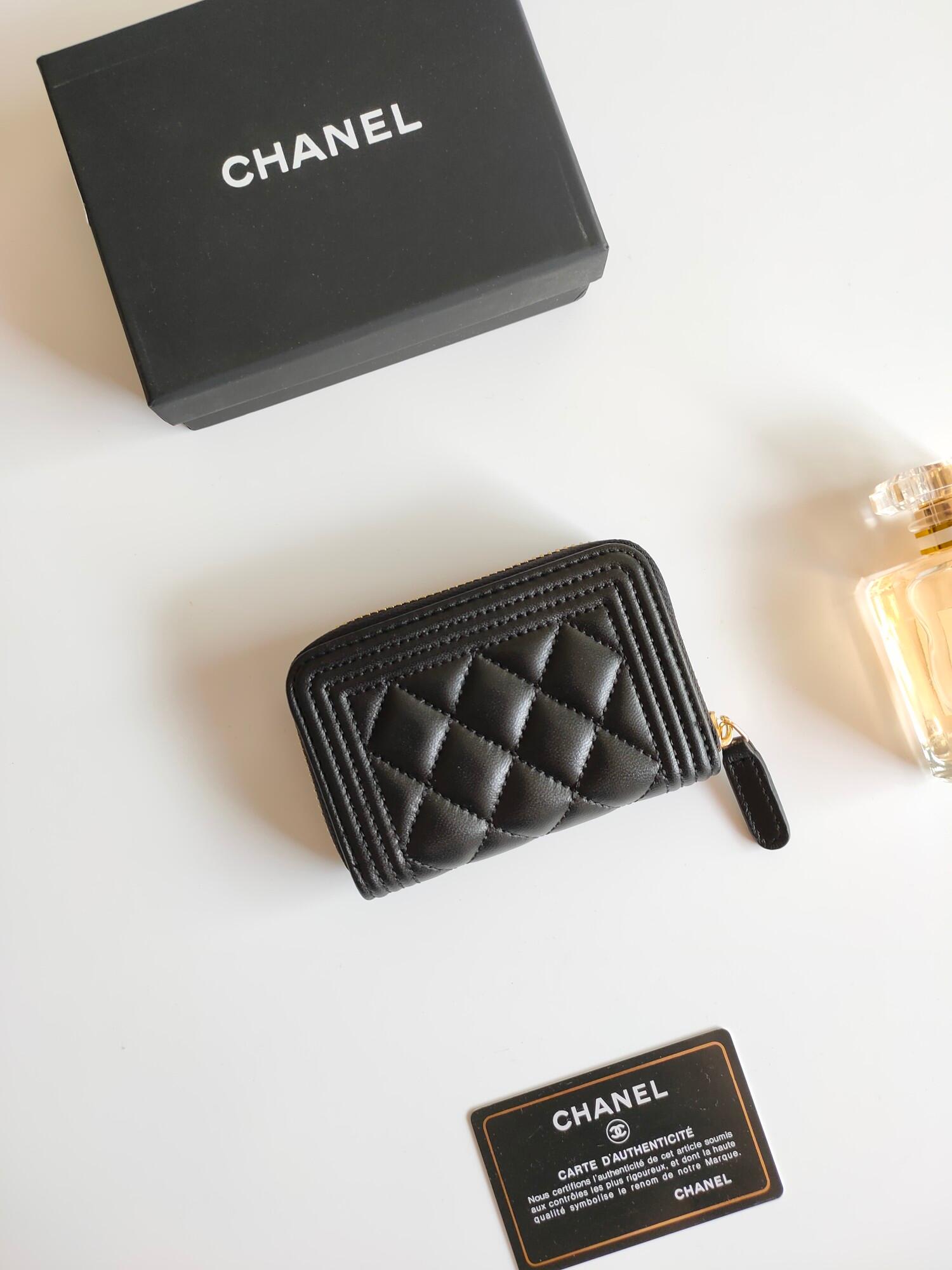 CHANEL☆BOY CHANEL ジップ ウォレット