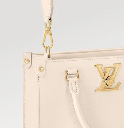 23AW 新作 Louis Vuitton ロック＆ゴーバッグ 黒 ホワイト ロゴ