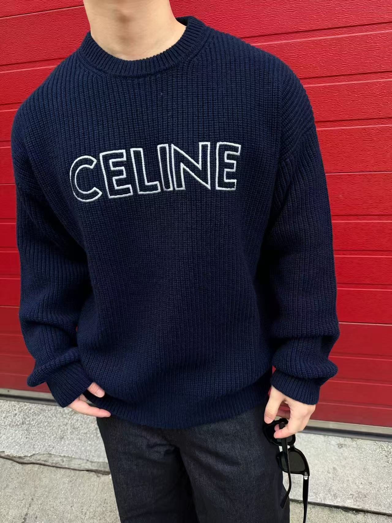 CELINE  刺繍 クルーネックニット