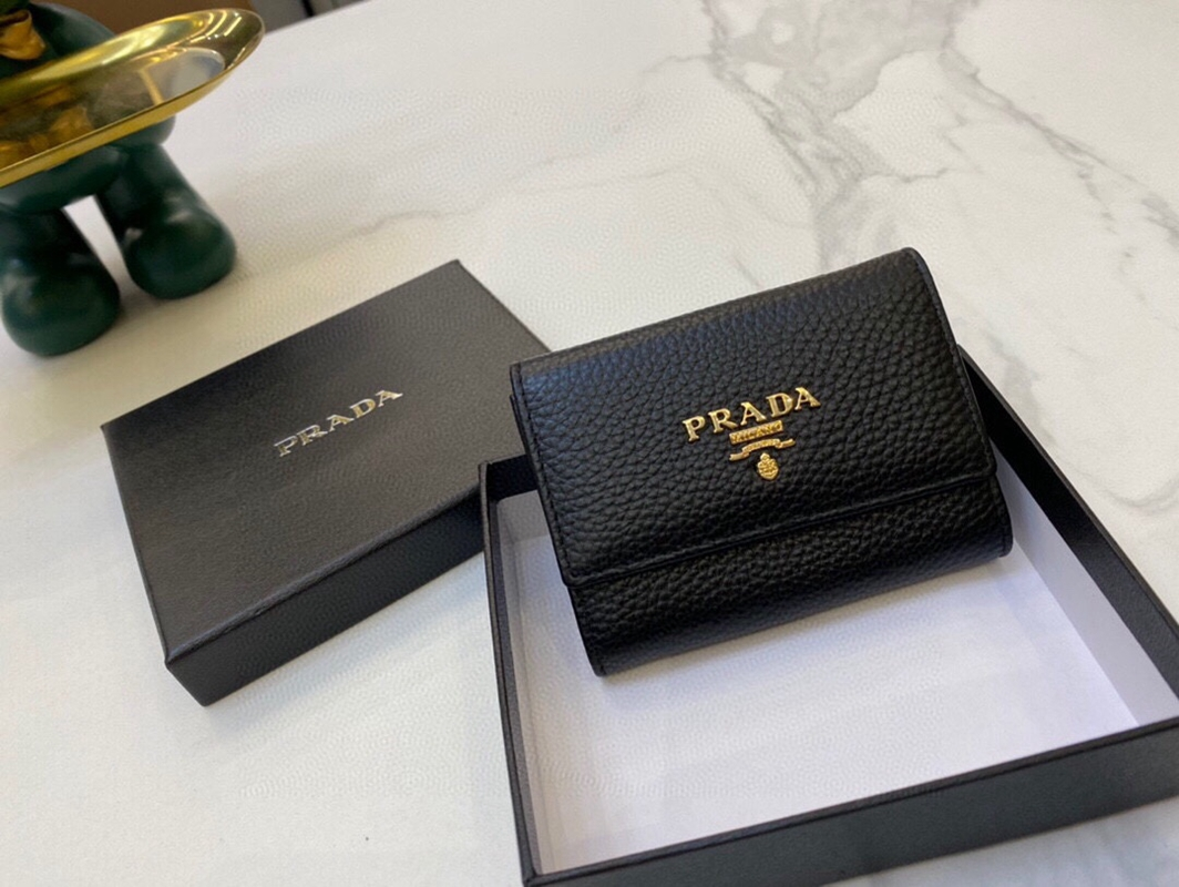 PRADA・ウォレット 財布 小銭入り wallet 大容量 多機能