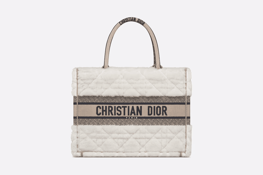 ☆もこもこ感が可愛い☆ DIOR BOOK TOTE ミディアムバッグ