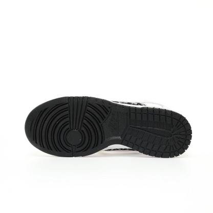 Nike SB Dunk Low x Cristian Dior - black/white