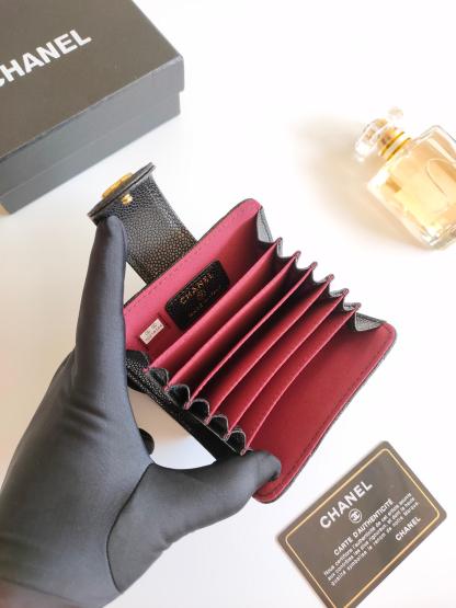 【傷にも強い素材で長く使える♪】CHANEL カードコインケース