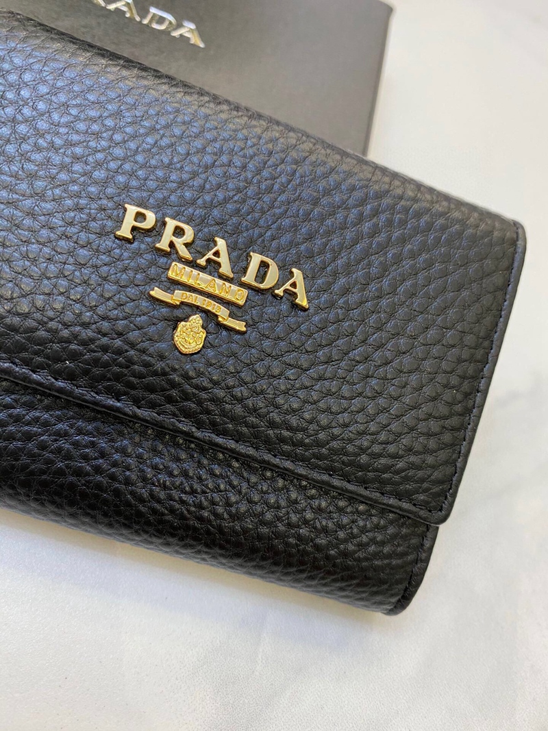 PRADA・ウォレット 財布 小銭入り wallet 大容量 多機能