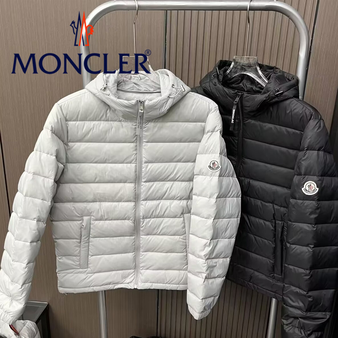 ♪直営店♪  MONCLER【モンクレール】 ダウンジャケット メンズ
