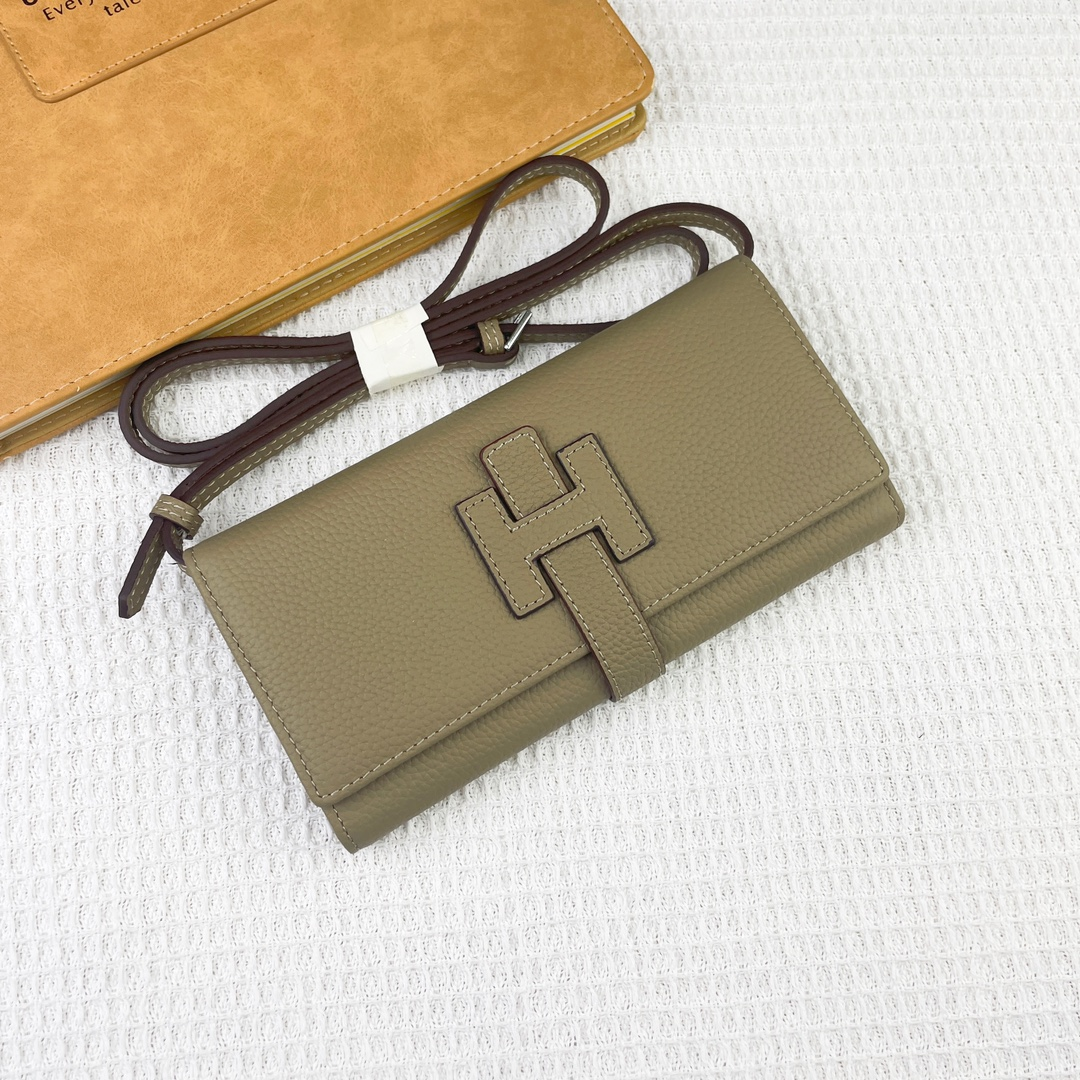 Hermes・レザー コンチネンタルウォレット 財布 折財布