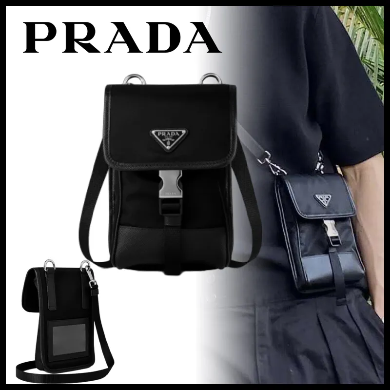 ☆PRADA leather smartphone case☆ショルダーバッグ