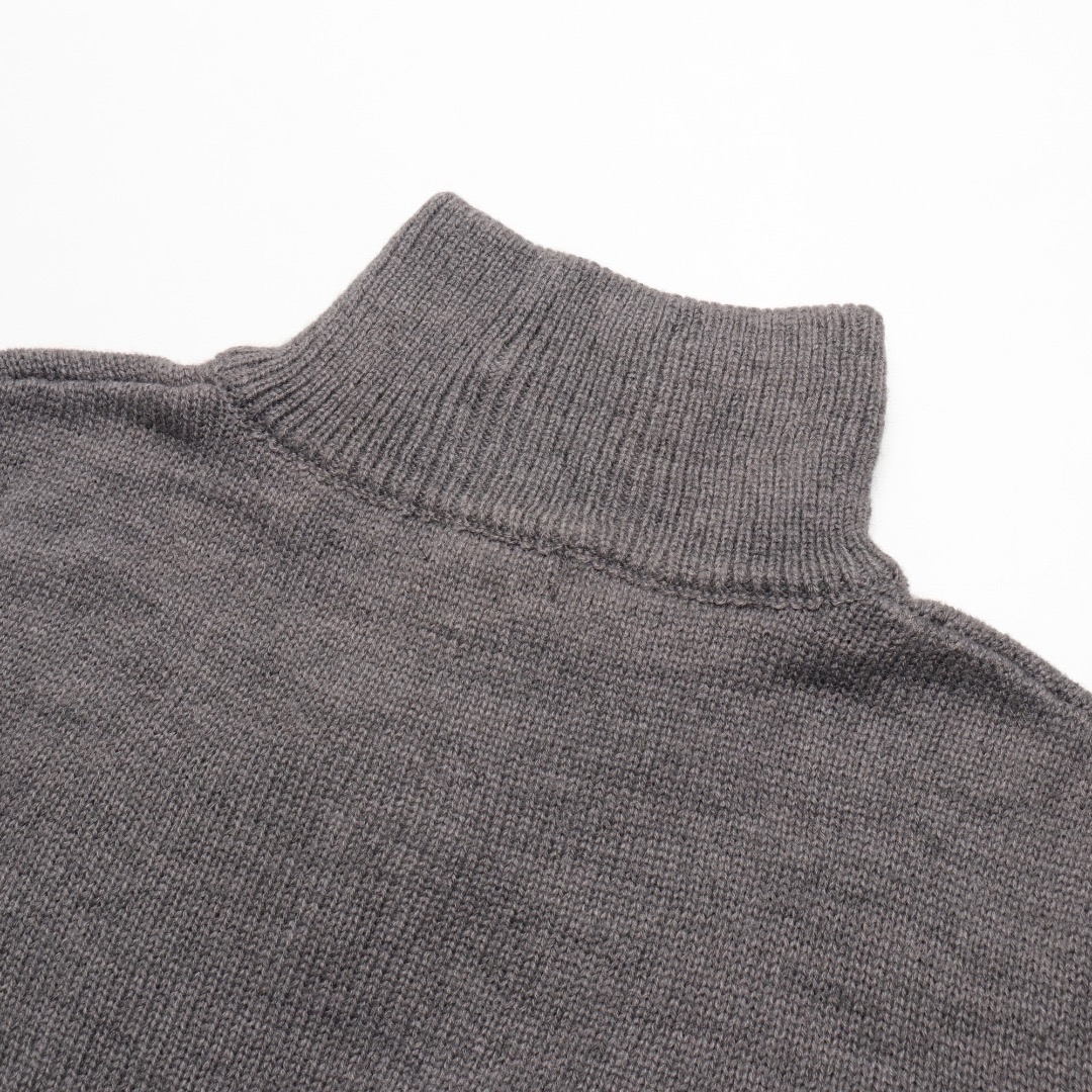 CELINE 刺繍スタンドカラータートルネックニットセーター