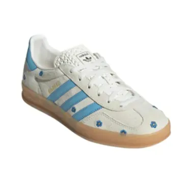 花柄刺繍の施された adidas Gazelle Indoor が発売予定 ［IF4491 / IF4490］