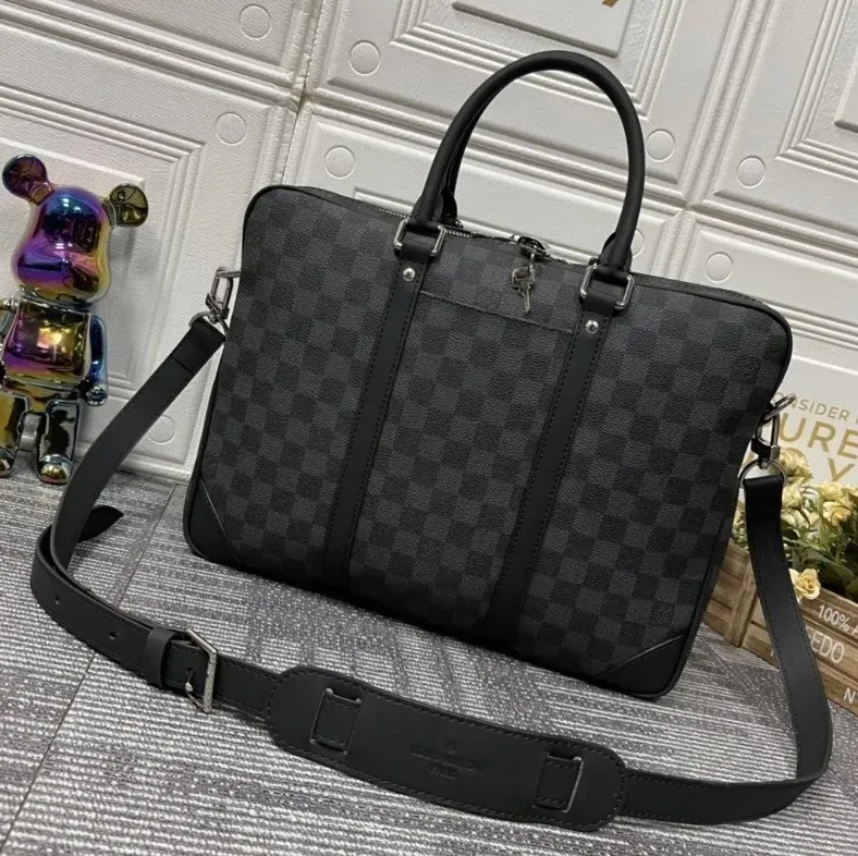 【気品溢れる】Louis Vuitton ダミエビジネスバッグ N40445