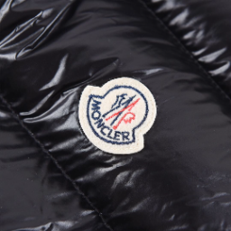 【公式認定ストア】MONCLERモンクレール 定番ダウンコート 限定発売中！多くの著名人やセレブに愛用されています! 爆買い！即完売必至MAYA（ユニセックス）「ベスト」(べすと)
