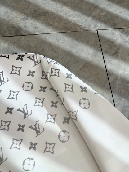 LOUIS VUITTON ユニセックス ロングスリーブ スウェット