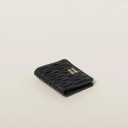 完売】マテラッセレザー 折り財布