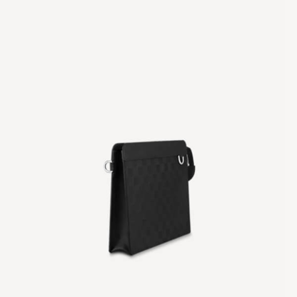 Louis Vuitton（ルイヴィトン）クラッチバッグ スーパー ストラップ スタンド・ポーチN60450
