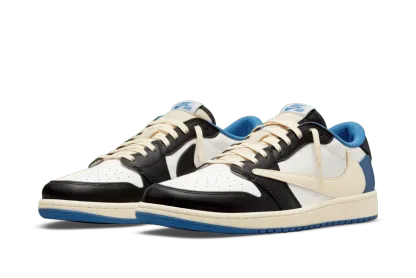 【人気急上昇で入手困難!七色】TRAVIS SCOTT X AIR JORDAN 1【本物の商品保証】【代金引換】