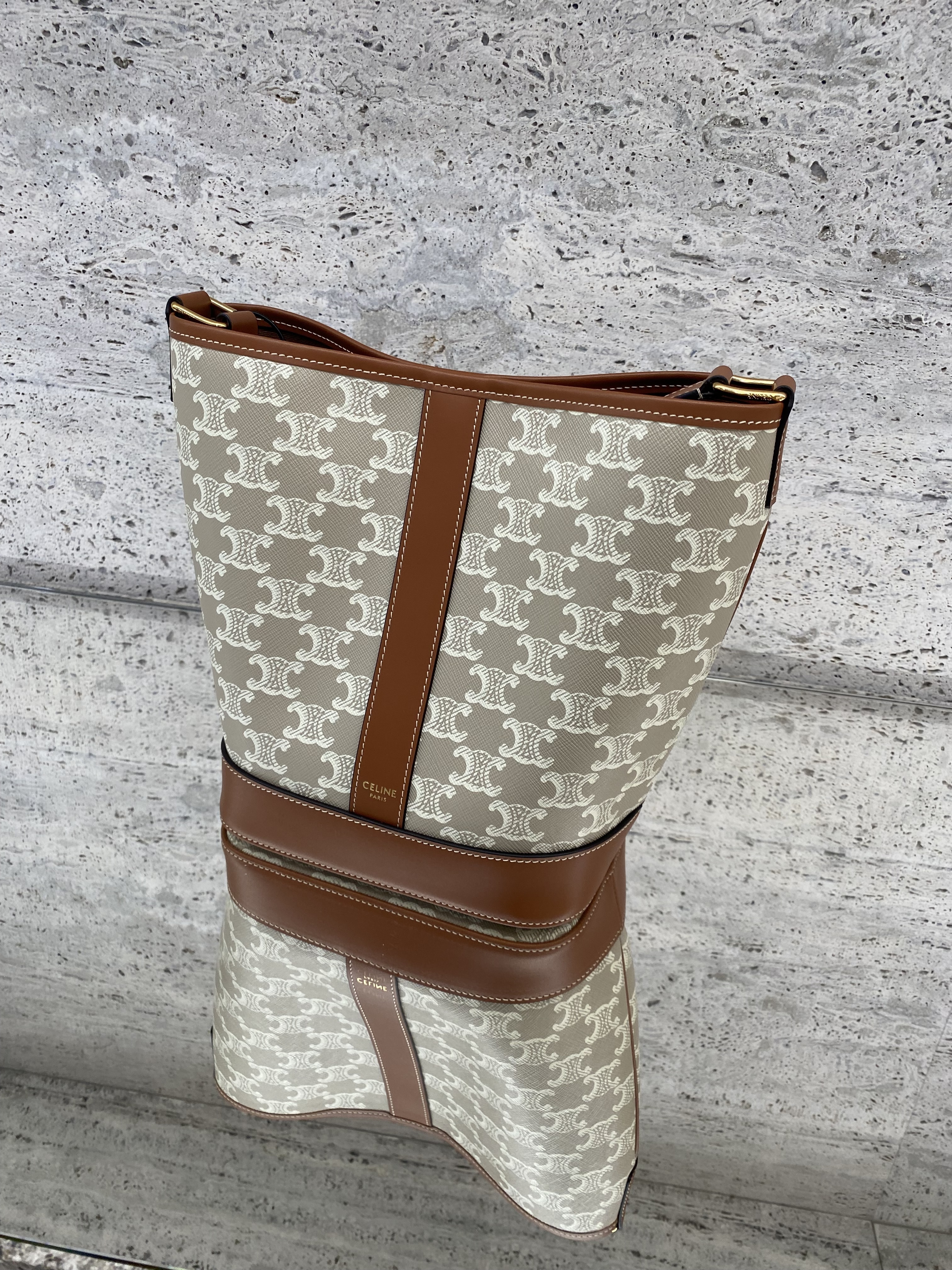 CELINE【入手困難】スモールバケット/トリオンフキャンバス 全色