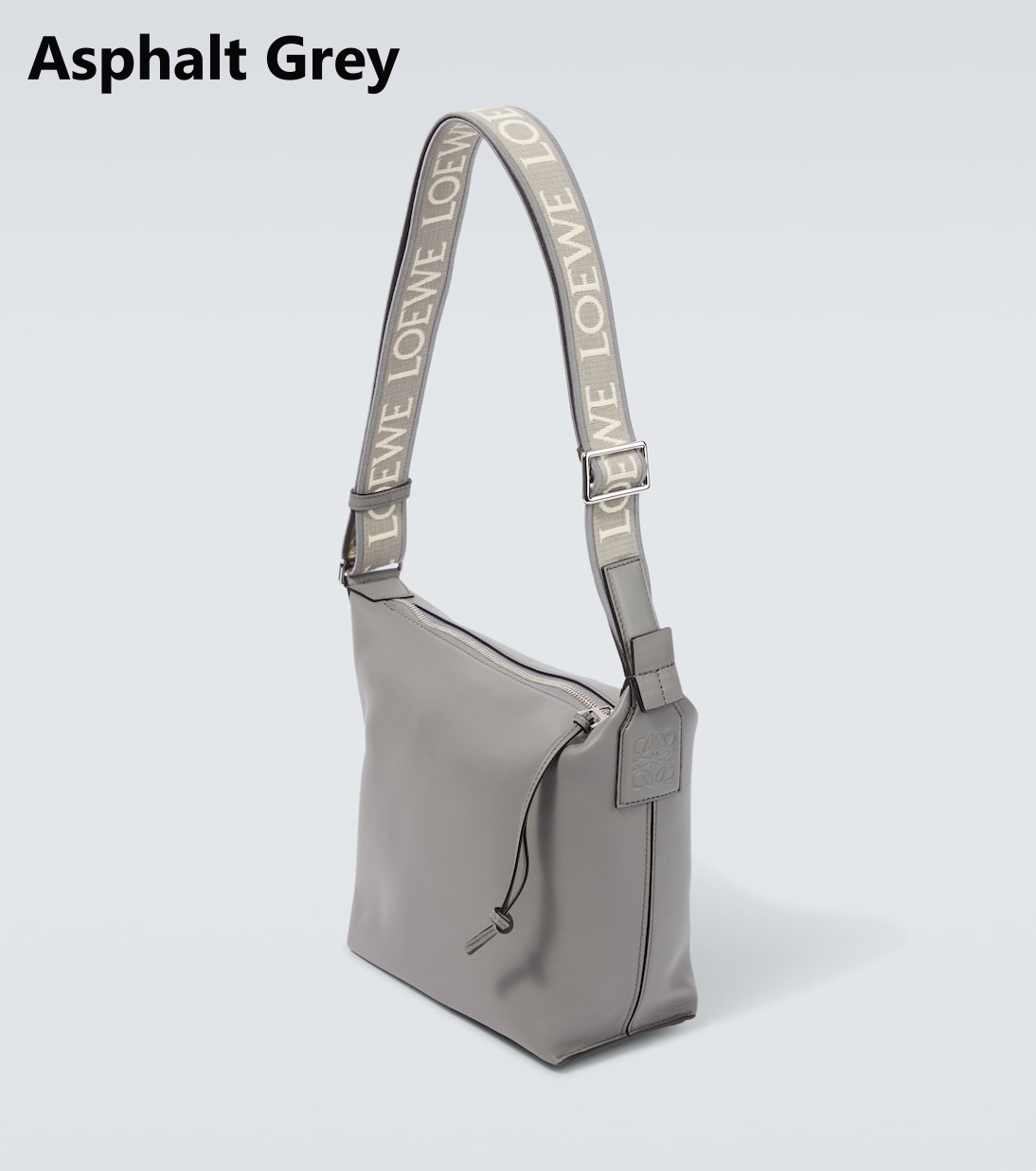 【現地顧客価格！】LOEWEキュービショルダーバック