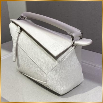 関税送料込国内発送★LOEWEパズルバッグ ミニ（ソフトグレインカーフ）