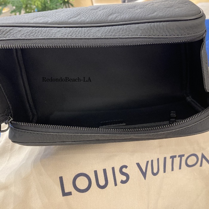 【より快適な生活を】★Louis Vuitton★Dopp Kit クラッチバッグ