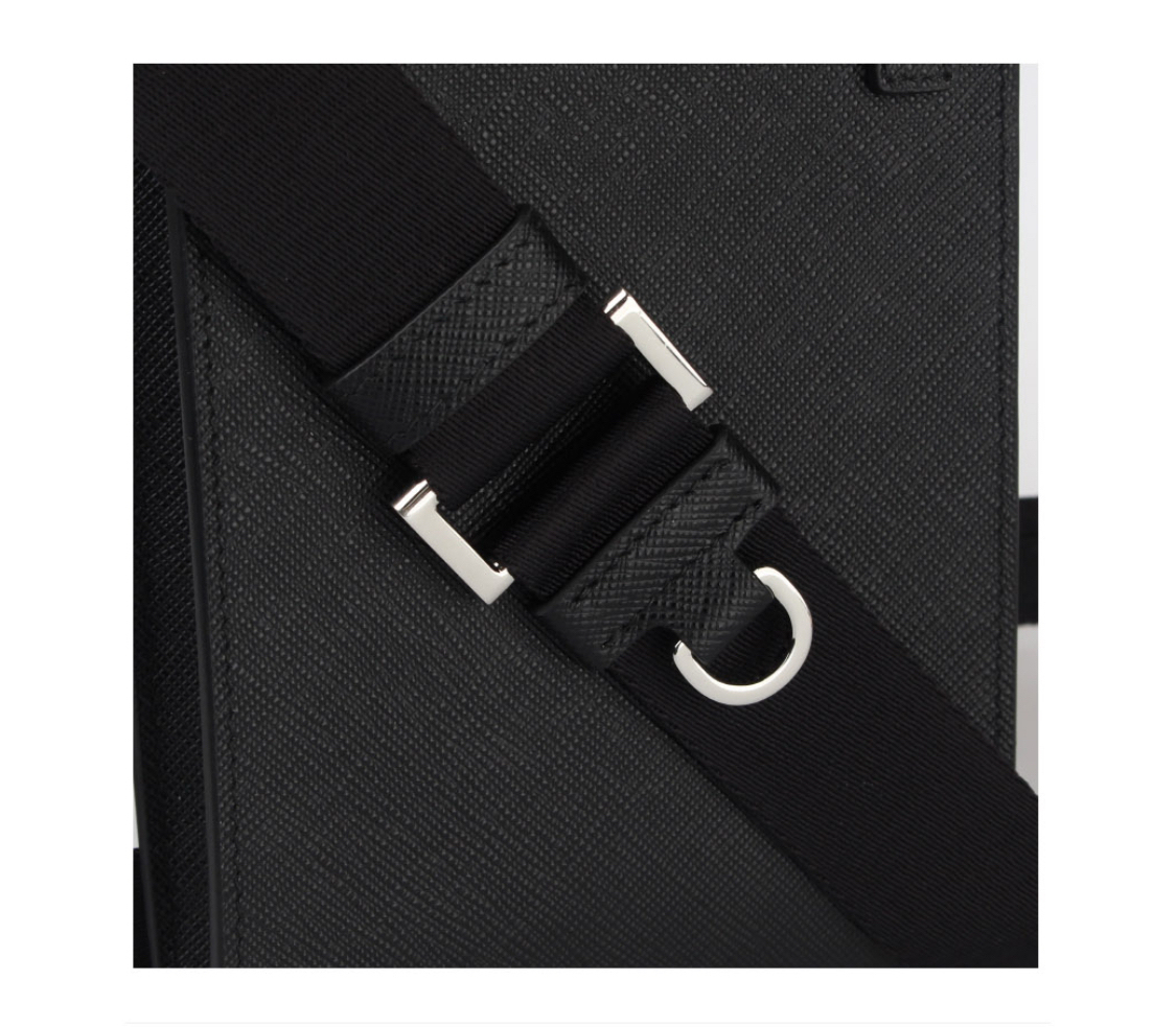 関送込! PRADA★フォンケース レザー ショルダーバッグ 2ZH179