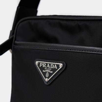 関税負担なし☆PRADA メンズ ショルダーバッグ