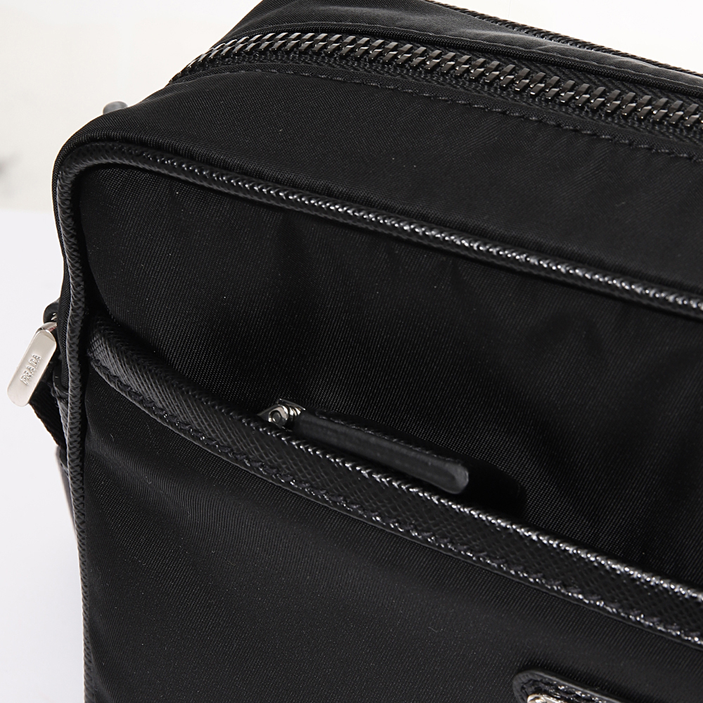 関税負担なし☆PRADA Re Nylon レザー ショルダーバッグ