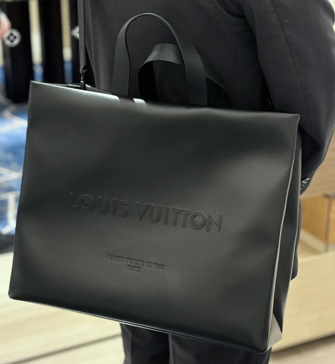 人気！大人男性に【ルイヴィトン】ショッパートートMM/ブラック