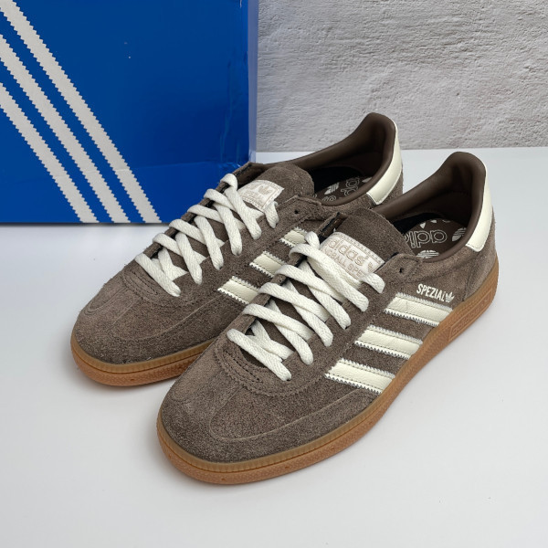 【adidas】HANDBALL SPEZIAL