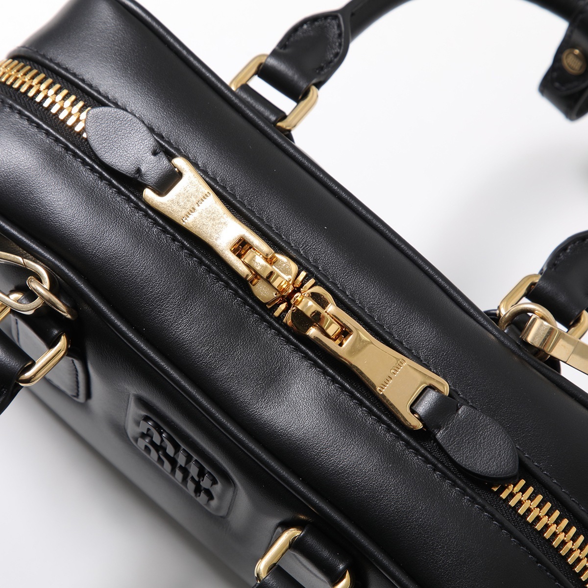 MIUMIU ショルダーバッグ ARCADIE アルカディ 5BB142 ACR3