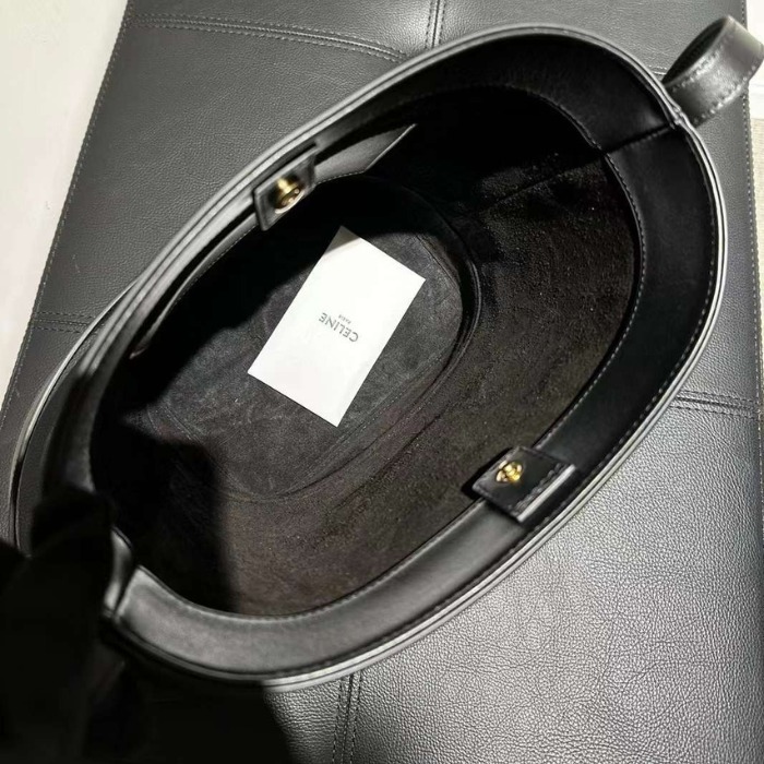 ★Celine セリーヌ★スモール バケット キュイル TRIOMPHE