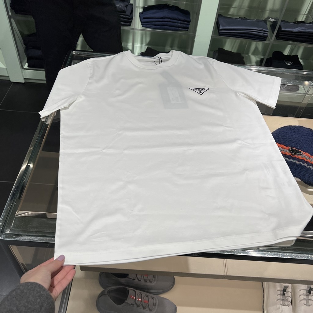 6万取引突破★UPS速達便利用！【PRADA】UJN656 13MQ_Tシャツ