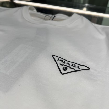 6万取引突破★UPS速達便利用！【PRADA】UJN656 13MQ_Tシャツ