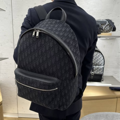【人気のオブリーク】DIOR Rider バックパック