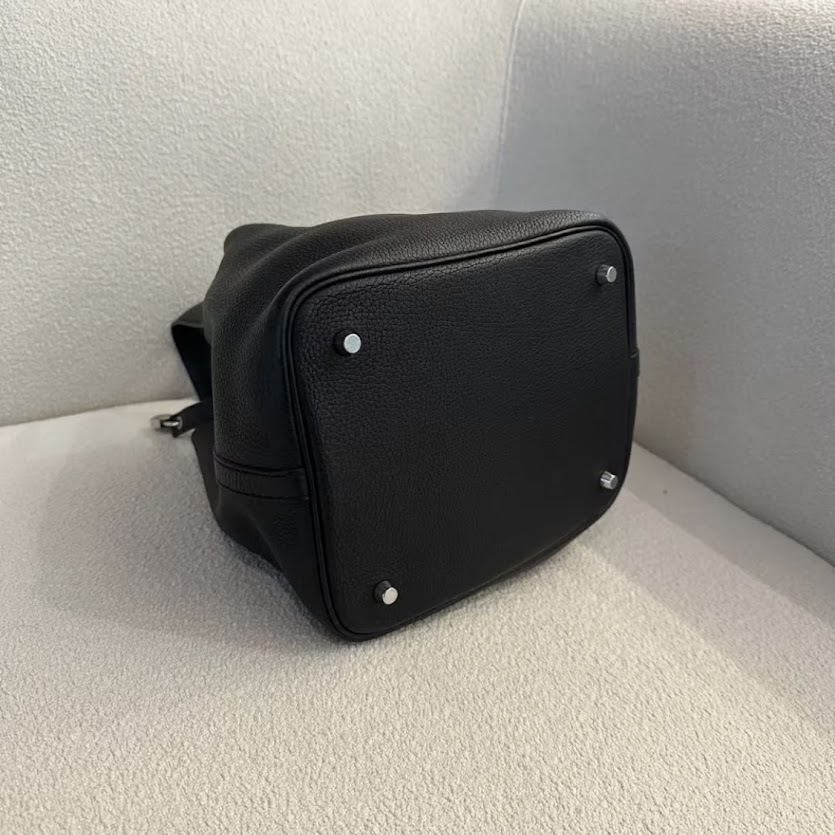 入手困難★大人気♪【HERMES】ピコタンロックMM 22 シルバー金具