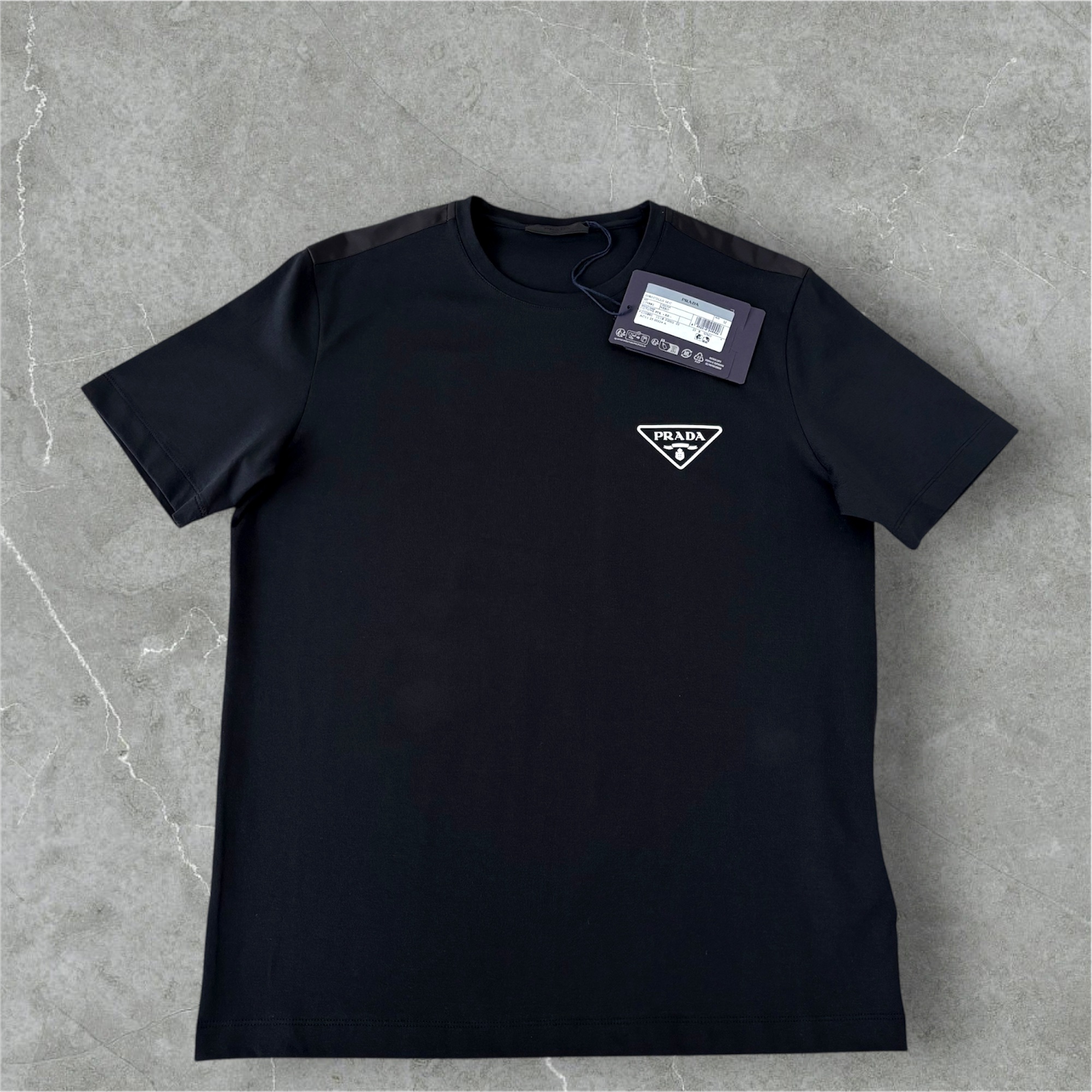 6万取引突破★UPS速達便利用！【PRADA】UJN656 13MQ_Tシャツ