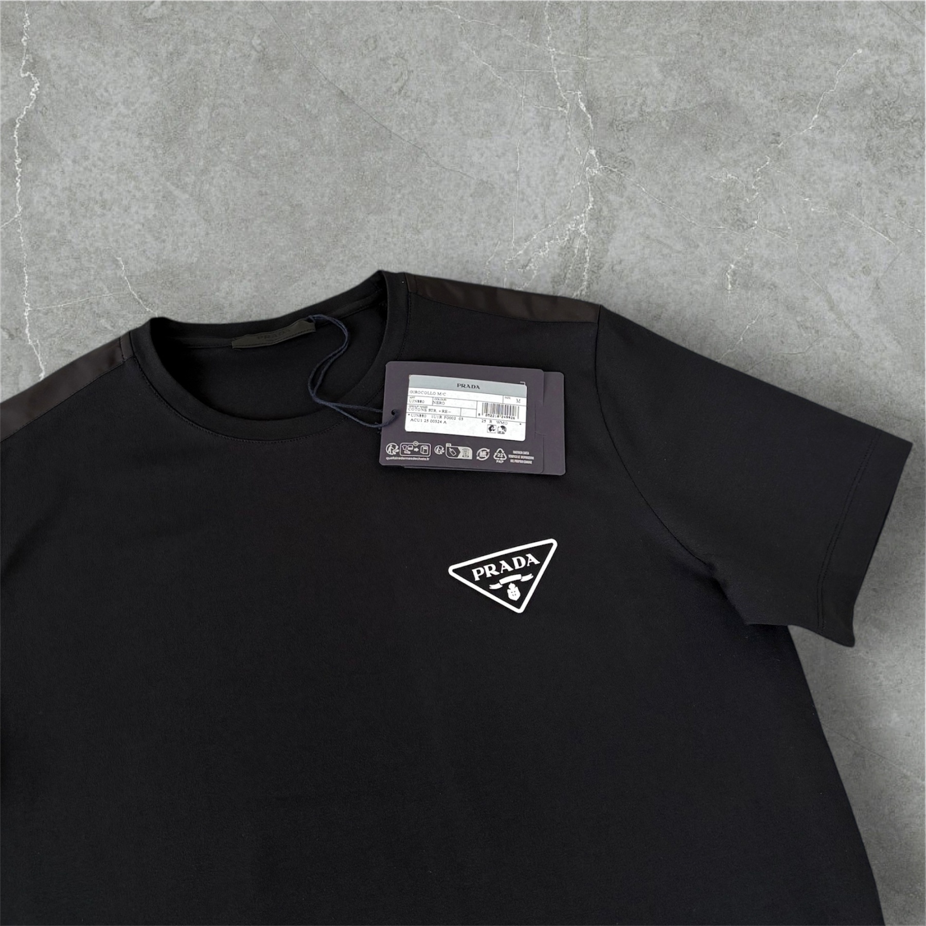 6万取引突破★UPS速達便利用！【PRADA】UJN656 13MQ_Tシャツ
