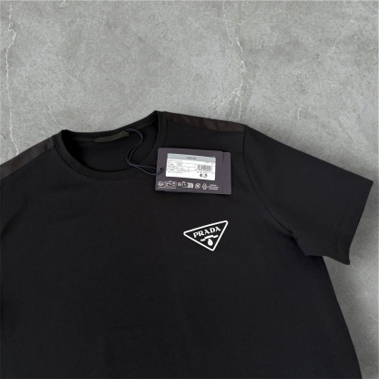 6万取引突破★UPS速達便利用！【PRADA】UJN656 13MQ_Tシャツ