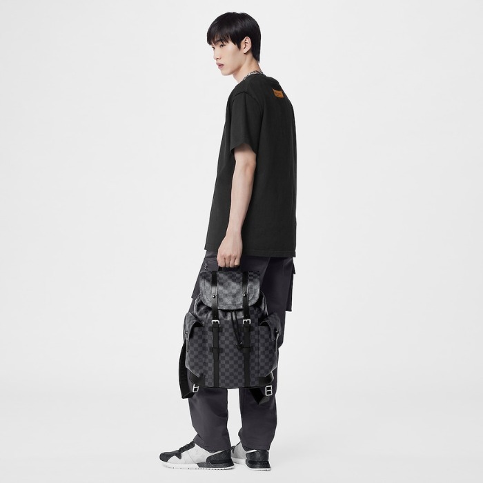 【Louis Vuitton】岩田剛典さん愛用! ヘビロテ確定 バックパック