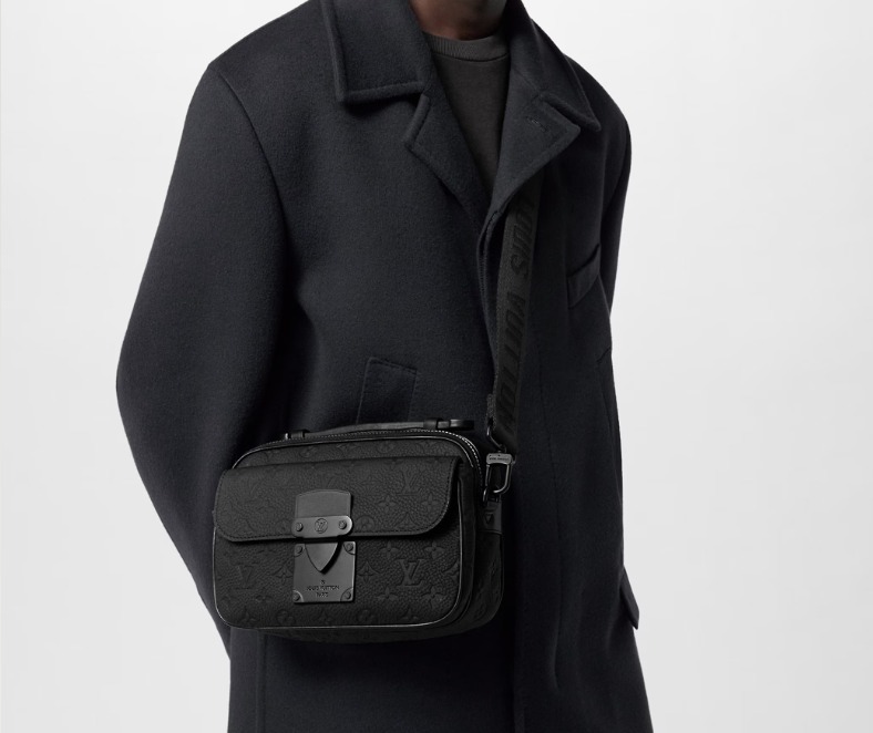 【マルチバッグ】Louis Vuitton　Sロック メッセンジャー バッグ